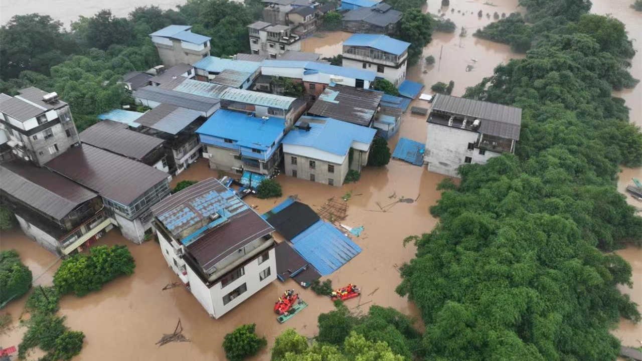 深圳市雷雨大风黄色预警信号扩展至全市 分区暴雨黄色预警信号升级为橙色